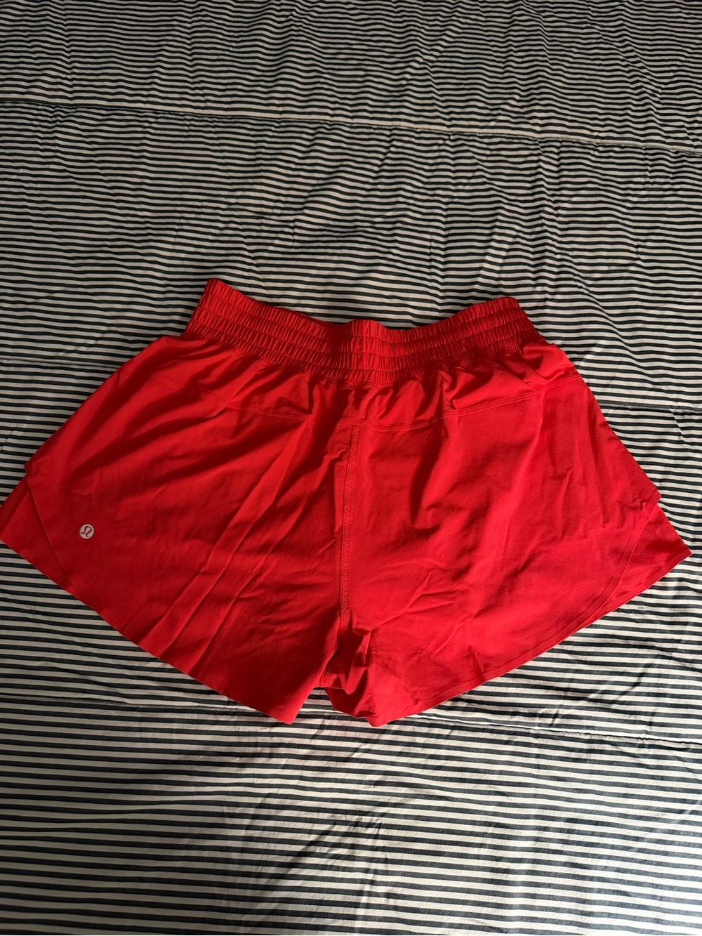 Lululemon Athletics Shake It Out High Rise Run Shorts 2.5” - Picture 3 of 5